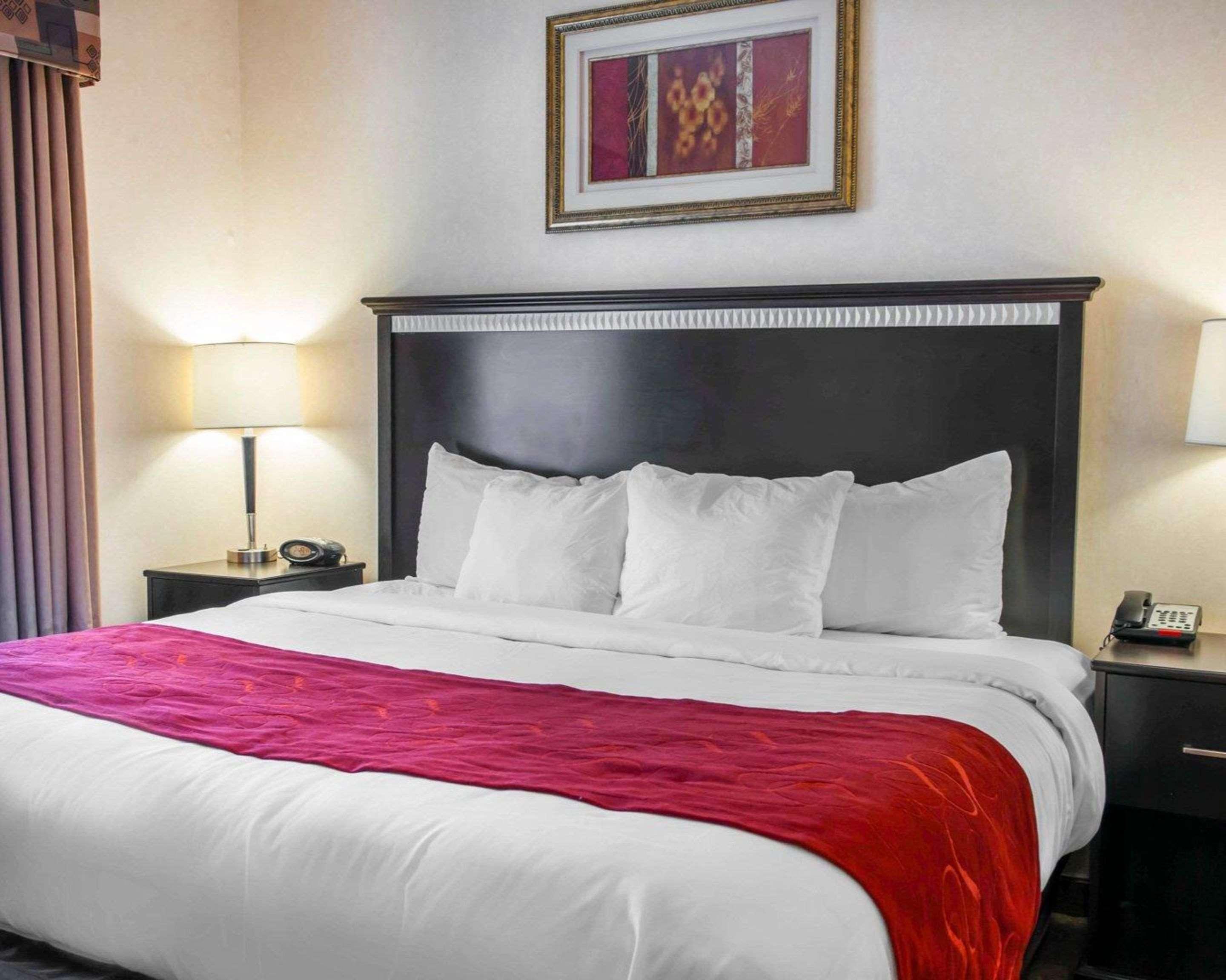 Comfort Suites Southport Exteriör bild