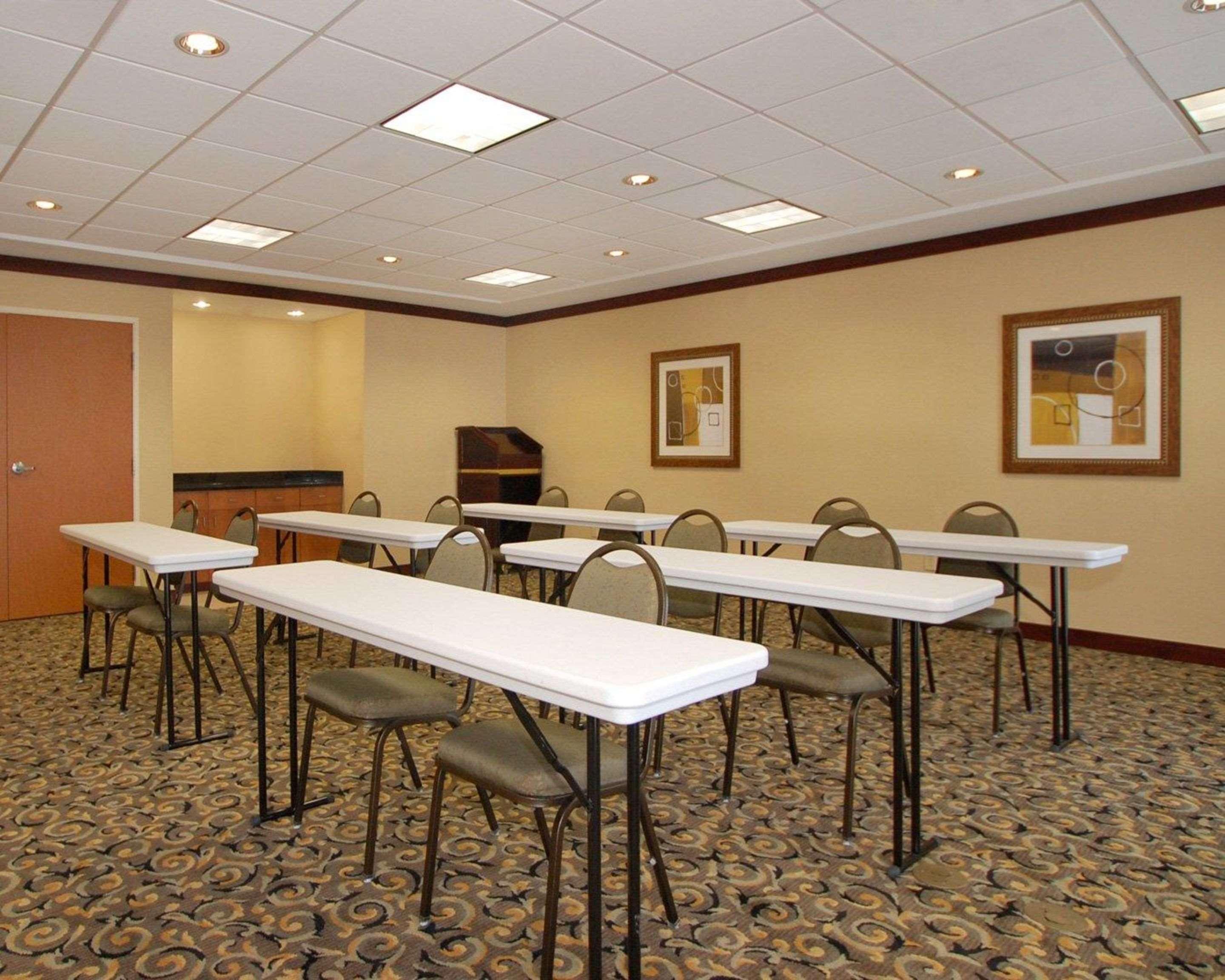 Comfort Suites Southport Exteriör bild