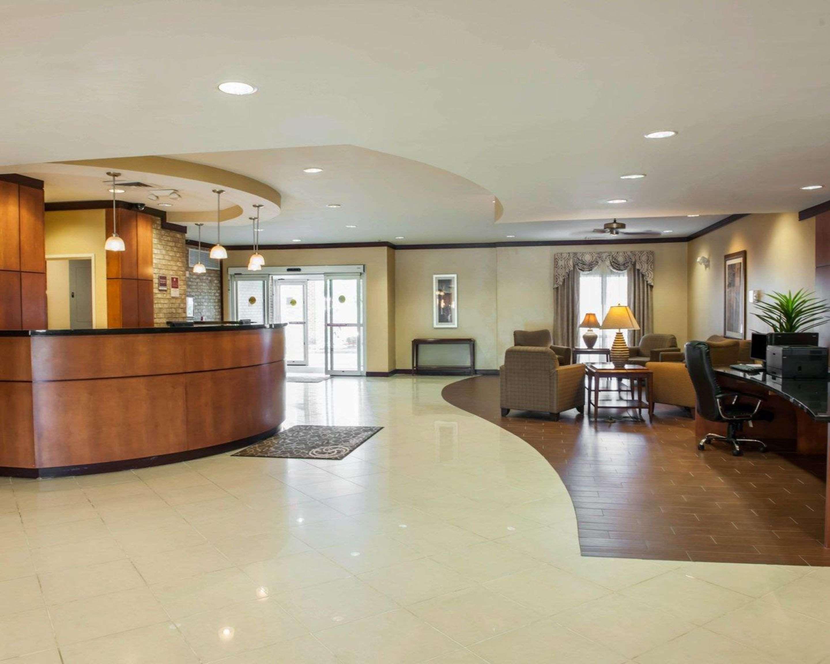 Comfort Suites Southport Exteriör bild