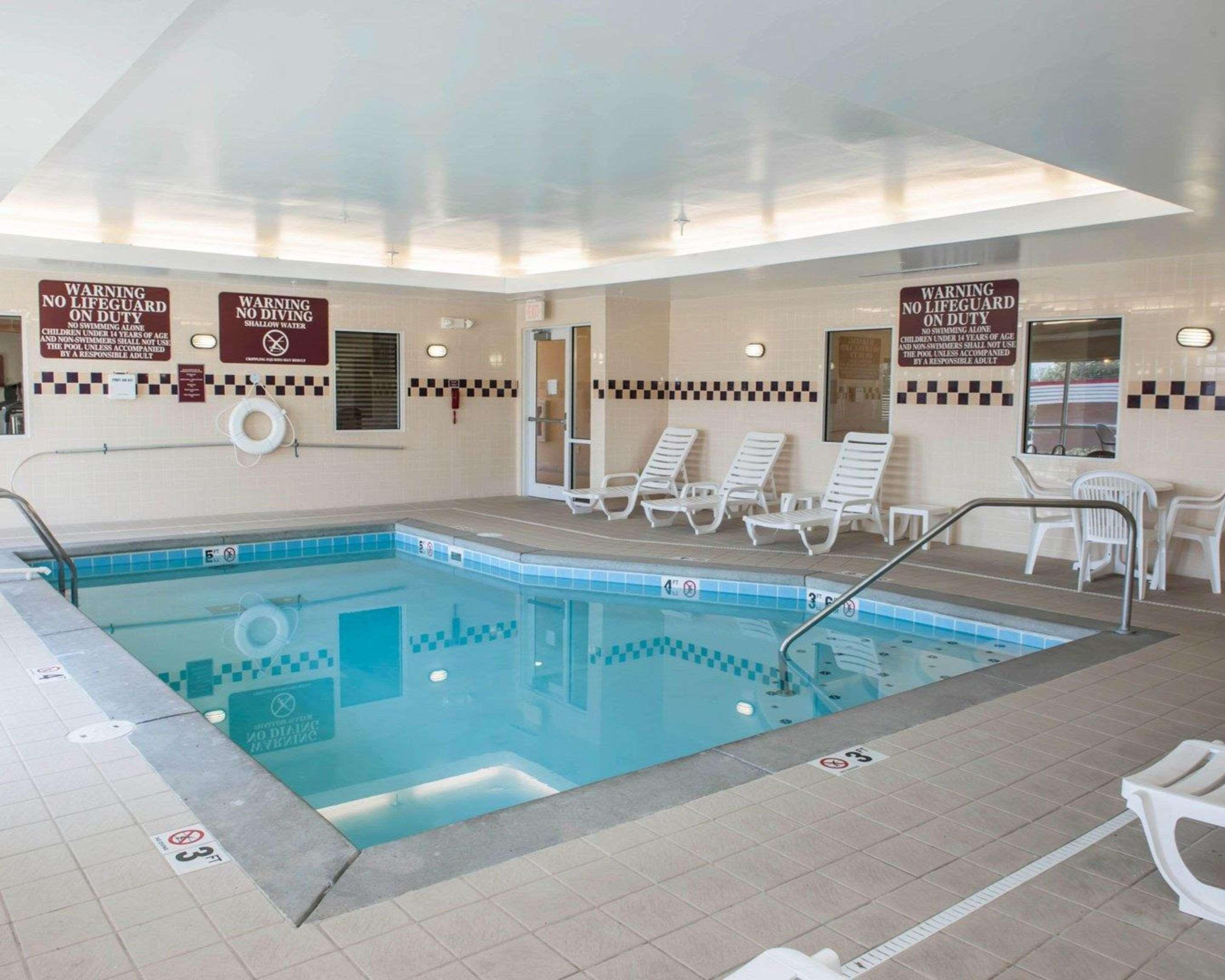 Comfort Suites Southport Exteriör bild