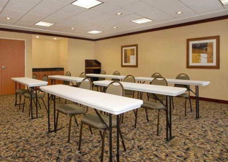 Comfort Suites Southport Exteriör bild